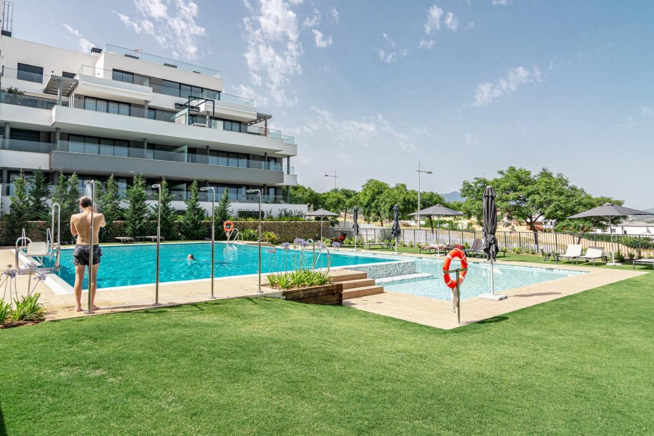 Apartamento Lme101a- Lovley With Stunning Views Estepona
